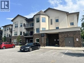 Building Photo - 480 Fairview Blvd