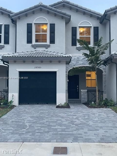 Foto principal - 3 br, 2.5 bath House - 28985 SW 162nd Ct