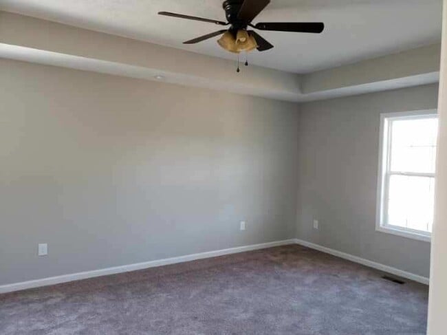 Building Photo - 1627 Old Lake Rd