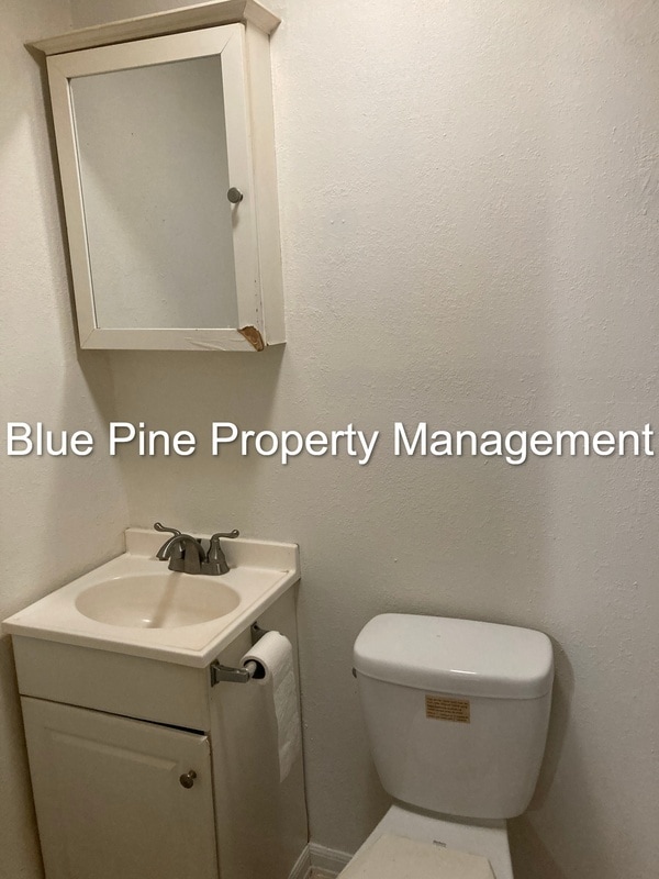 Building Photo - 440 Walnut St