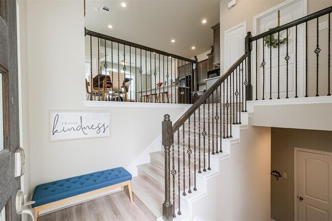 Building Photo - 16207 Northern Cardinal Ln