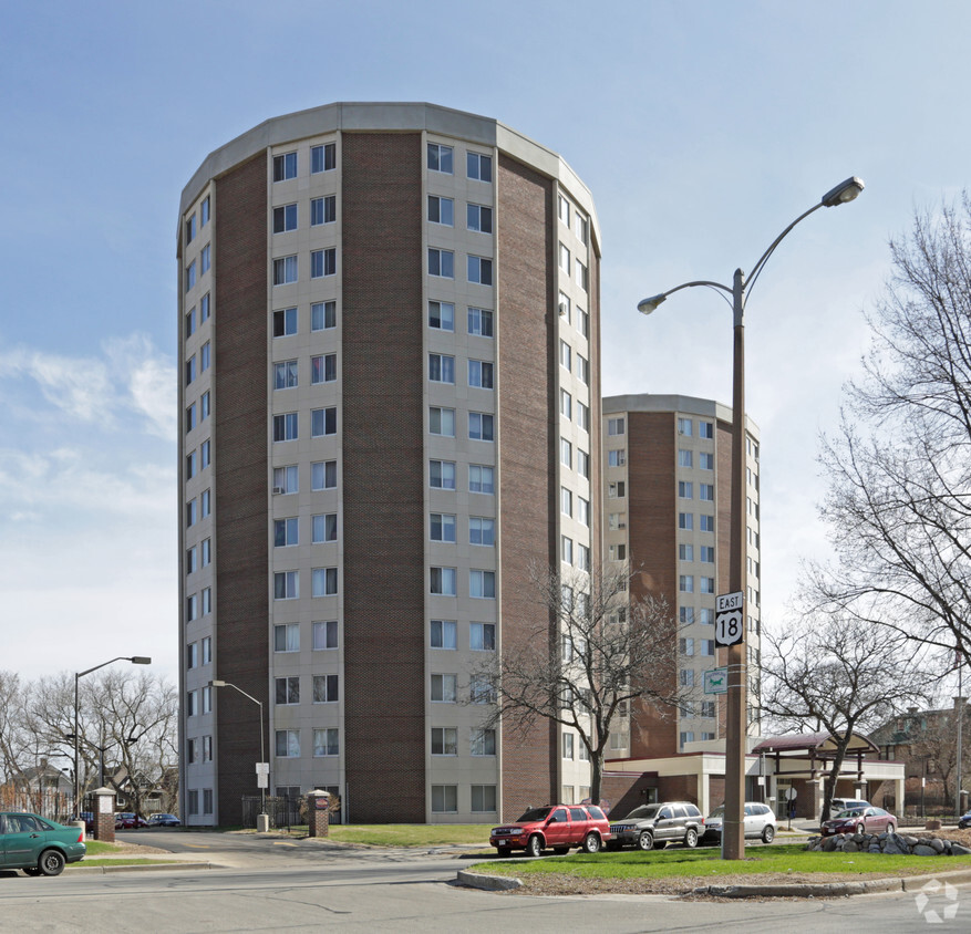 Foto del edificio - College Court