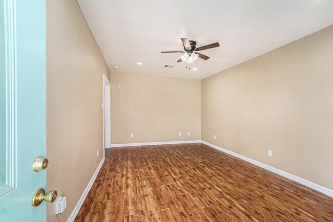Foto del edificio - 4146 Brinkley St