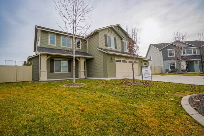 Foto del edificio - 13776 S Piano Ave