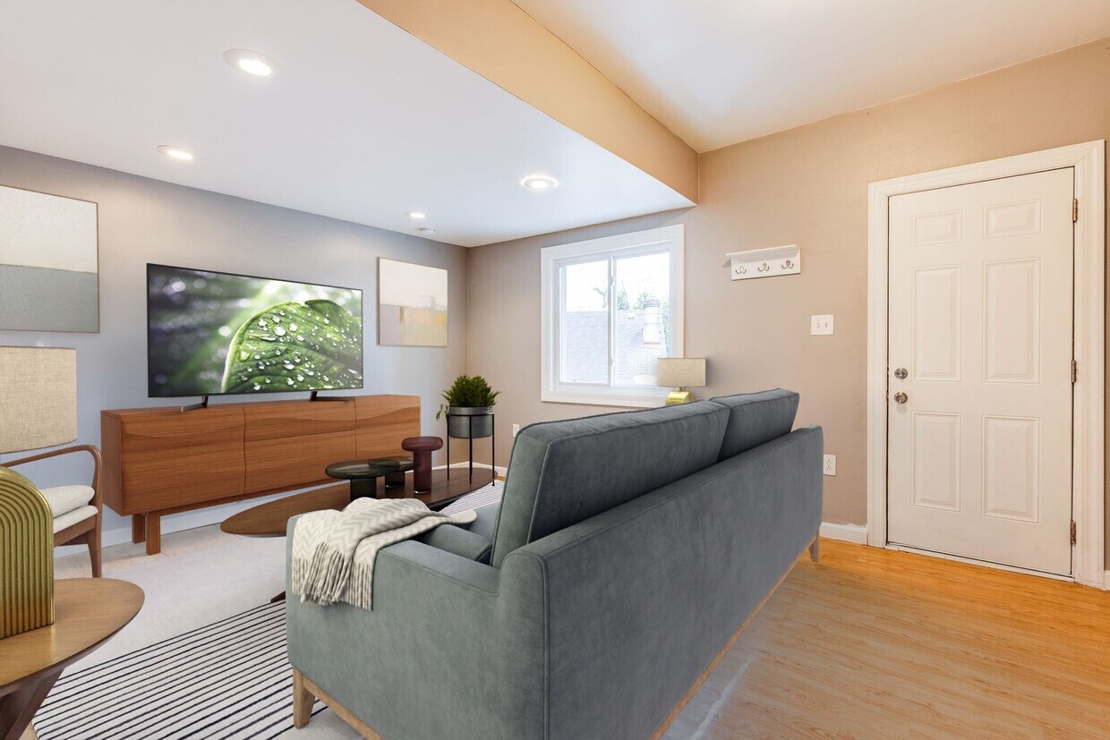 Available MAY 2026 - Private 2 Bedroom Home w/ Large Deck! - Available MAY 2026 - Private 2 Bedroom Home w/ Large Deck!