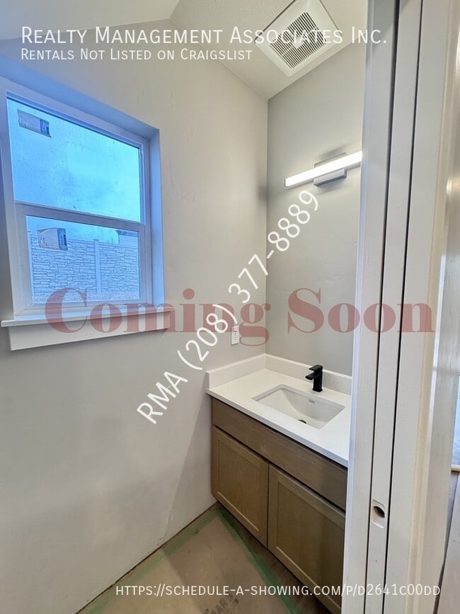 Building Photo - 13817 W Audra Ln