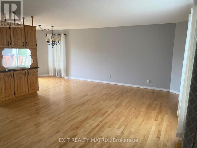 Photo du bâtiment - 1156 St Pierre Rd