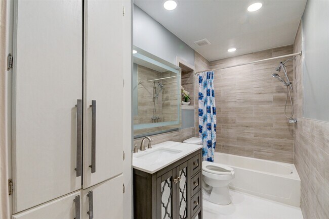 Foto del edificio - 7900 Westheimer Road Unit 246
