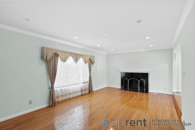 Building Photo - 5465 Copeland Ln