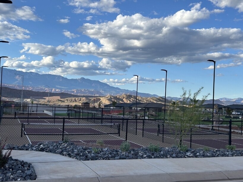 Foto principal - 1362 S Gulch Ln
