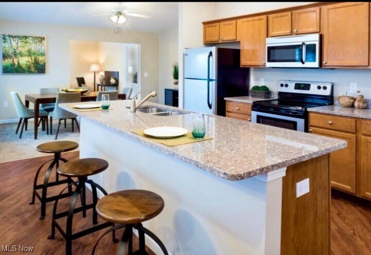 Foto principal - 27380 Cook Rd