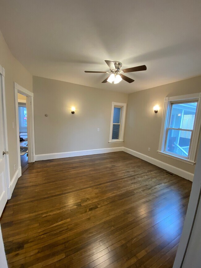 Building Photo - 19 Whitman Ave