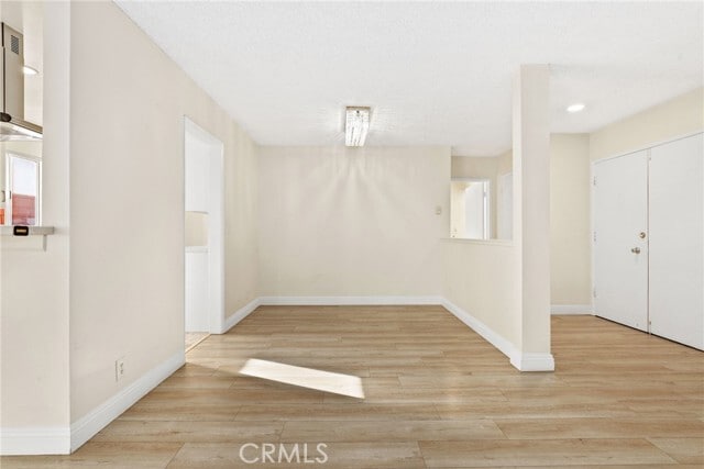 Foto del edificio - 5651 N Sumner Way