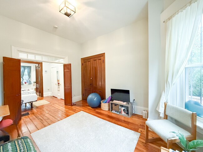 Foto del edificio - 94 Mount Pleasant Ave