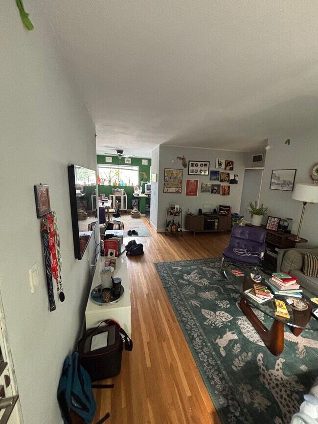 Foto del edificio - 1188 Marseille Dr