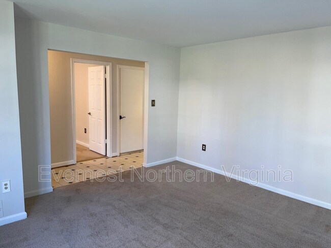 Building Photo - 13368 Packard Dr