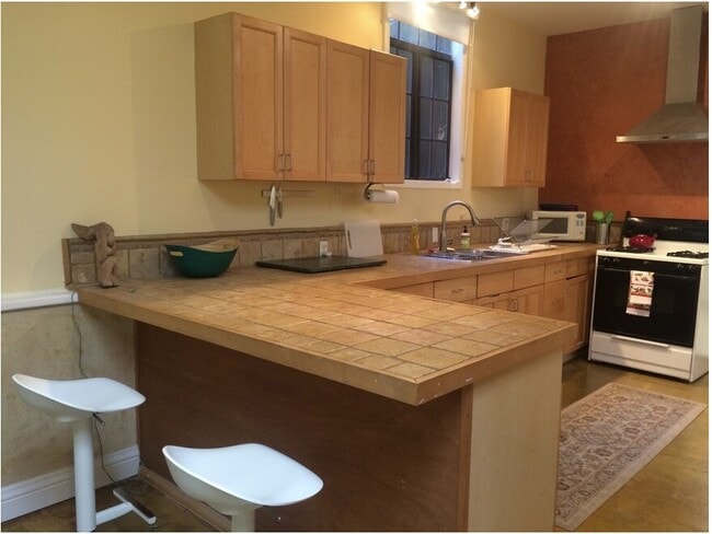 Foto del edificio - 2918 Ledgewood Drive