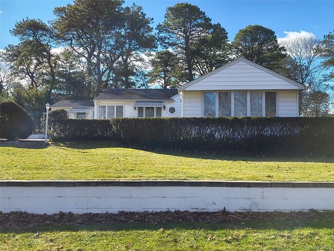 Building Photo - 1 Washington Ave E