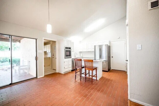Building Photo - 3314 78th St