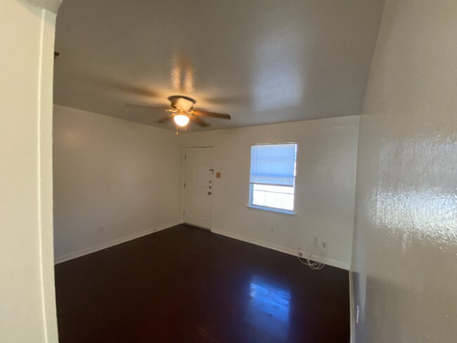 Foto del edificio - 533 S 56th St