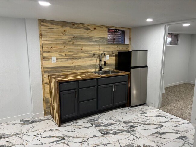 Foto del edificio - 1231 S Marshall St