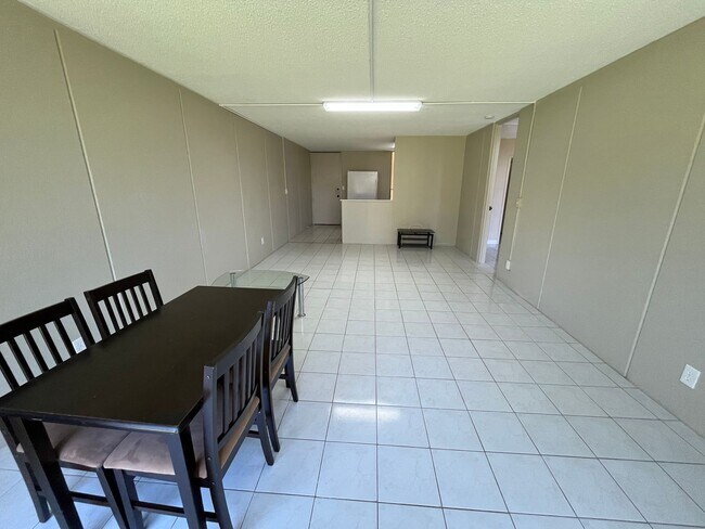 Foto del edificio - Valleyview Melemanu (Mililani) - 1 bedroom unit with remodeled kitchen and parking