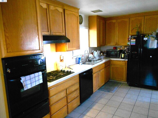 Foto del edificio - 1257 Henderson Ln