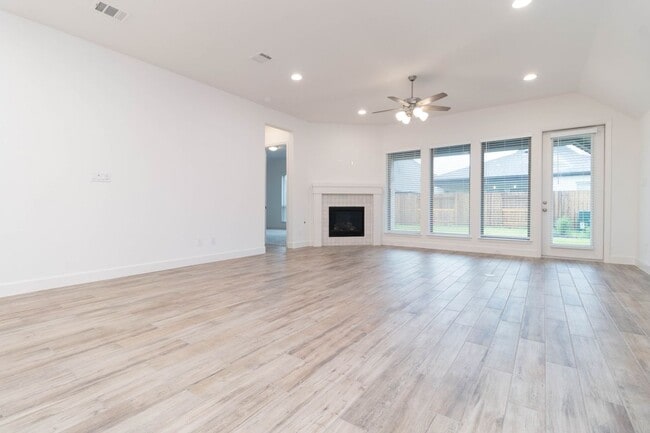 Building Photo - 27126 Spearbract Hollow Trl