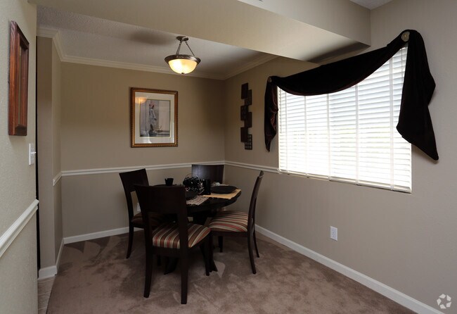 Comedor - Kensington Village