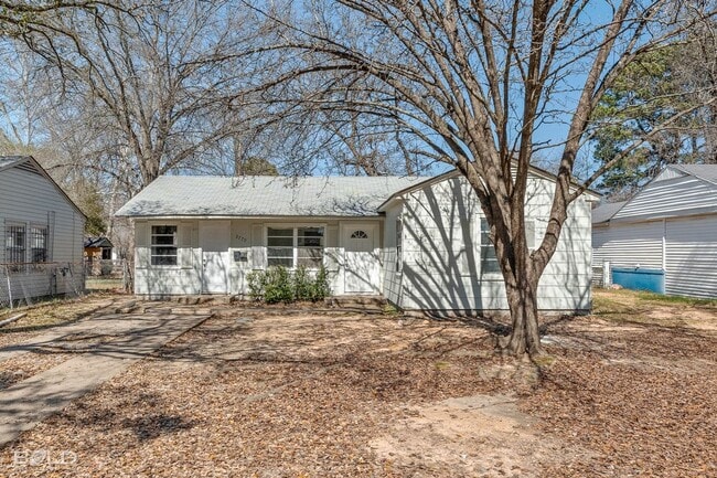 Building Photo - 2770 Parkridge St