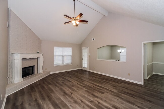 Building Photo - 5694 Pecan Trce
