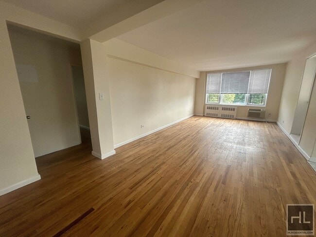 Foto del edificio - GRAND CENTRAL PARKWAY