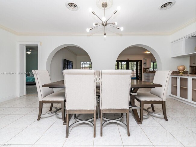 Foto del edificio - 4 br, 2 bath House - 4810 W Park Rd # 0