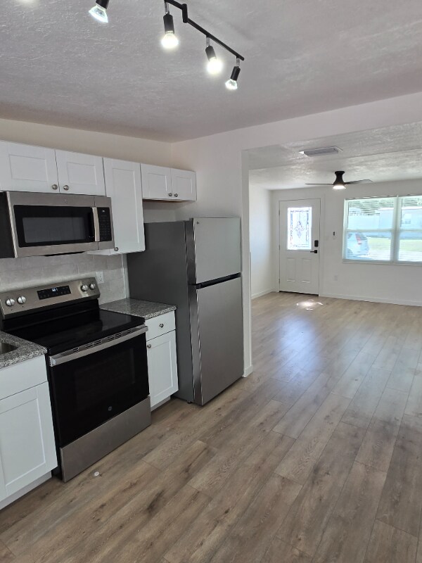 Foto del edificio - 7213 Seward Dr