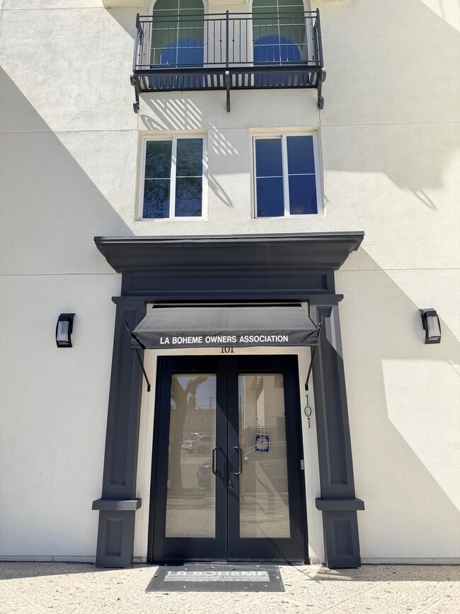 Onsite Management Office - 3950 Ohio St