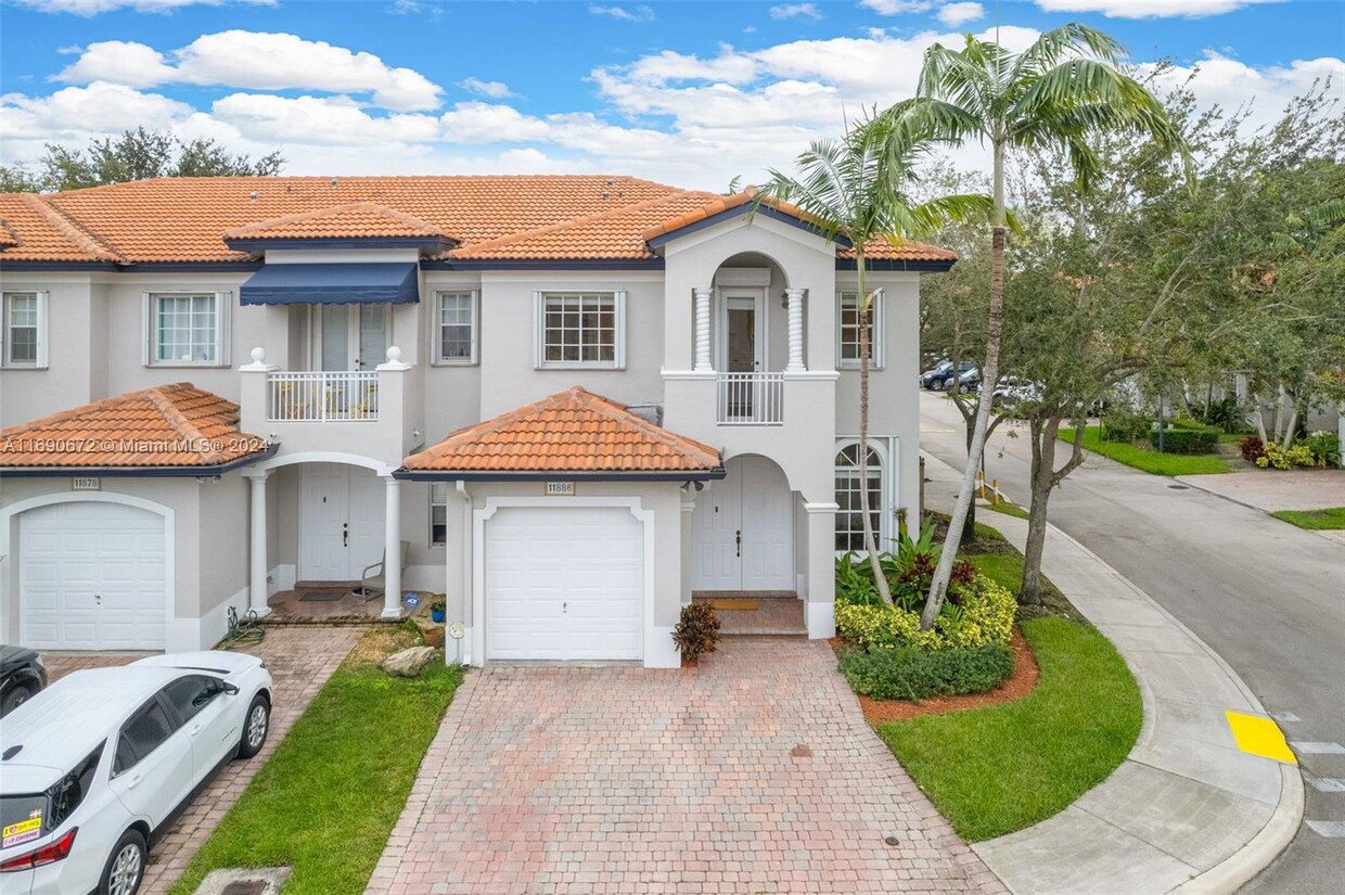 Foto principal - 11886 SW 81st St