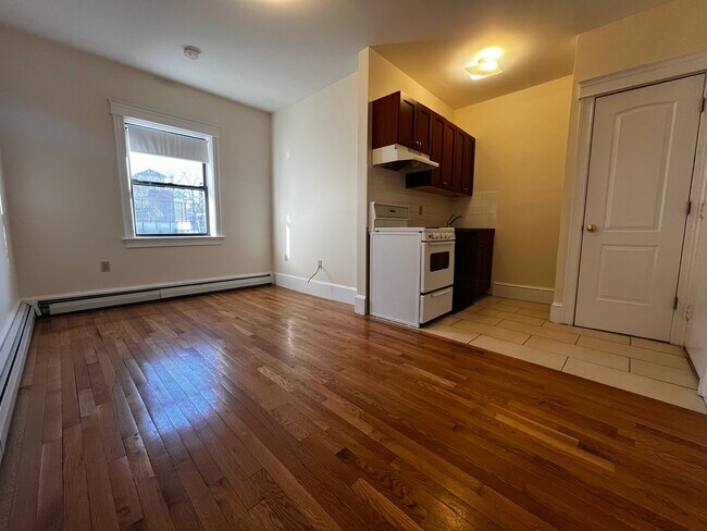 Foto del edificio - 903 Beacon St