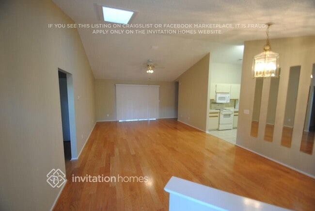 Building Photo - 8916 Bayaud Dr