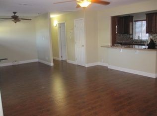 Foto del edificio - Remodeled home in Carmichael