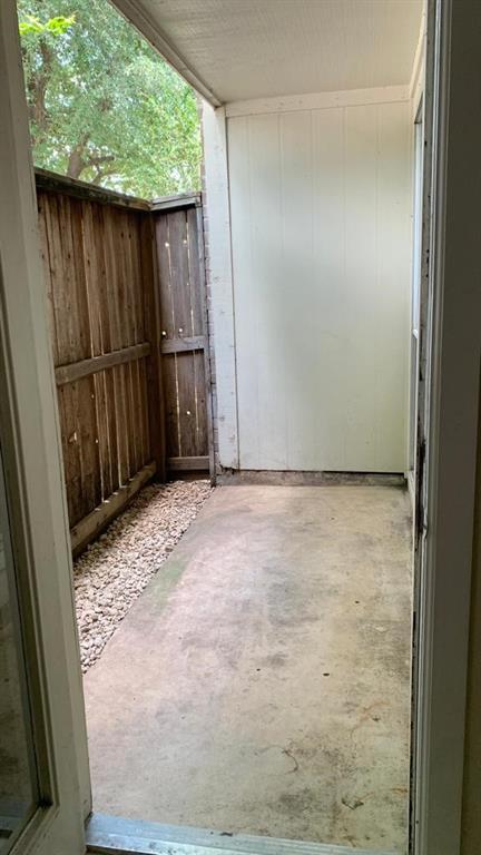 Foto del edificio - 3900 Woodchase Dr