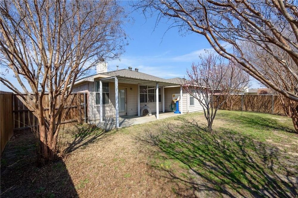 Building Photo - 603 Lonestar Park