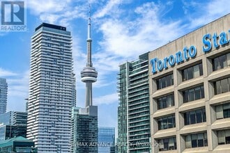 Building Photo - 15 Queens Quay E