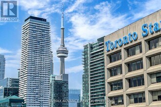 Building Photo - 15 Queens Quay E