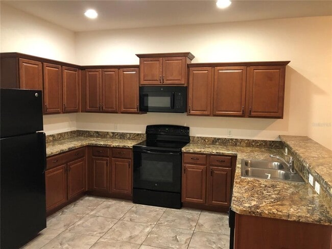 Building Photo - 856 Krenson Woods Ln