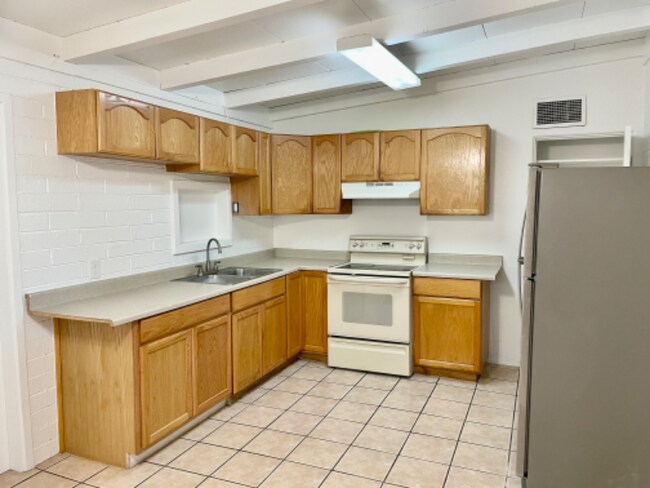 Foto del edificio - 4037 E Palm Ln