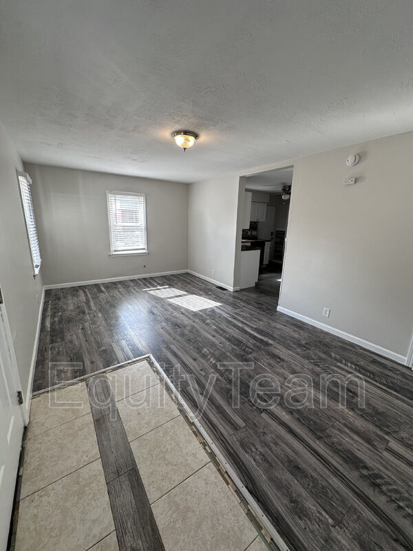 Photo - 7005 La Boiteaux Ave House