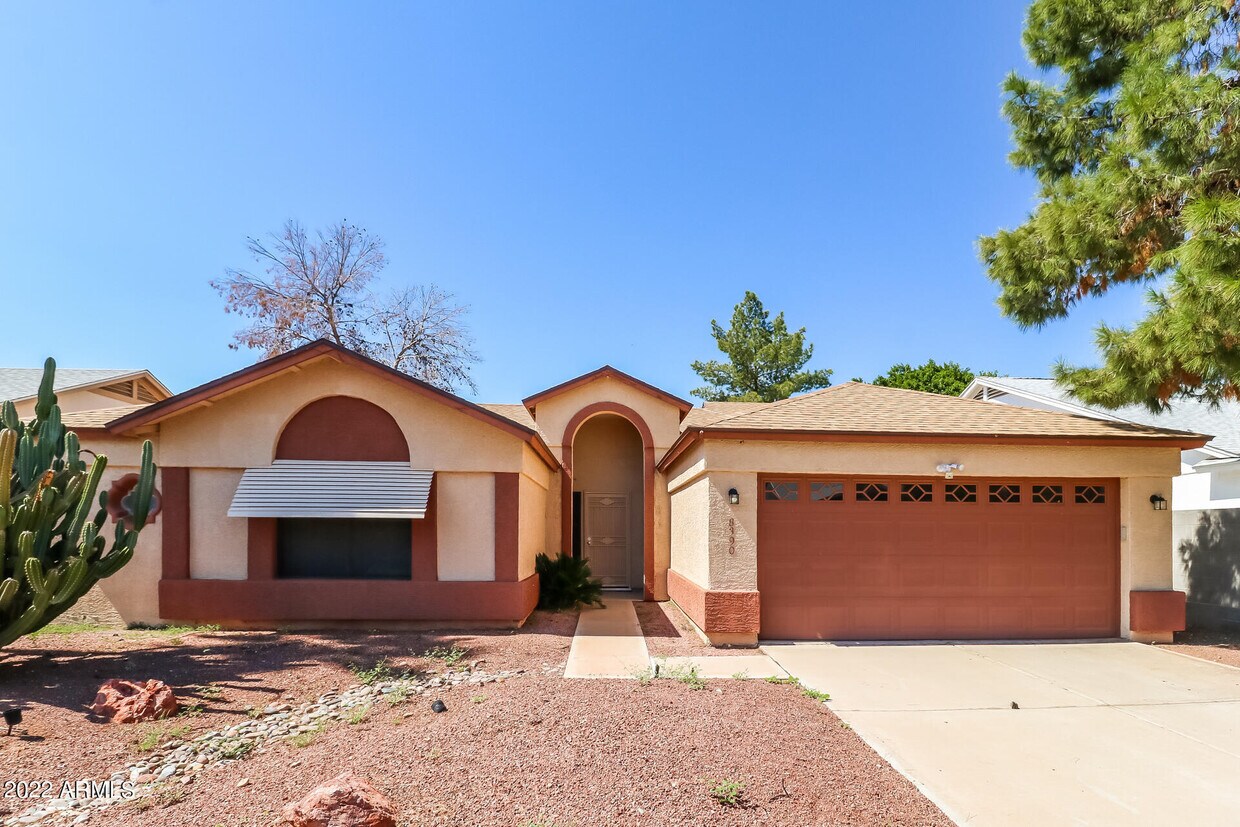 Primary Photo - 8390 N 107th Ln