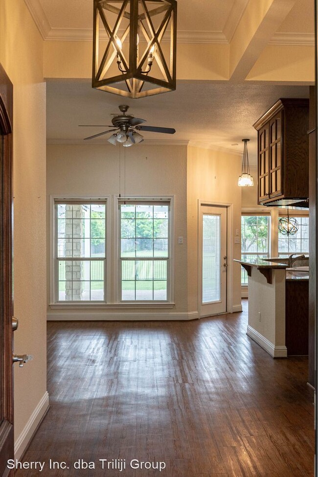 Building Photo - 4 br, 3 bath House - 103 Pinnicle Ct.