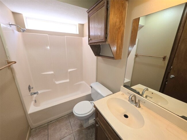 Foto del edificio - 1614 Hazelwood St