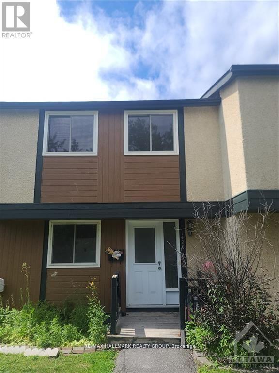 Building Photo - 1420-1420 Ridgebrook Dr